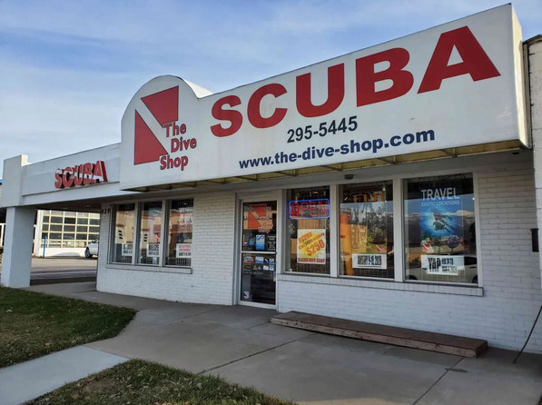 Things To Do https://axisbe3.icnd-cdn.com/images/thingstodo/diveshop.jpg