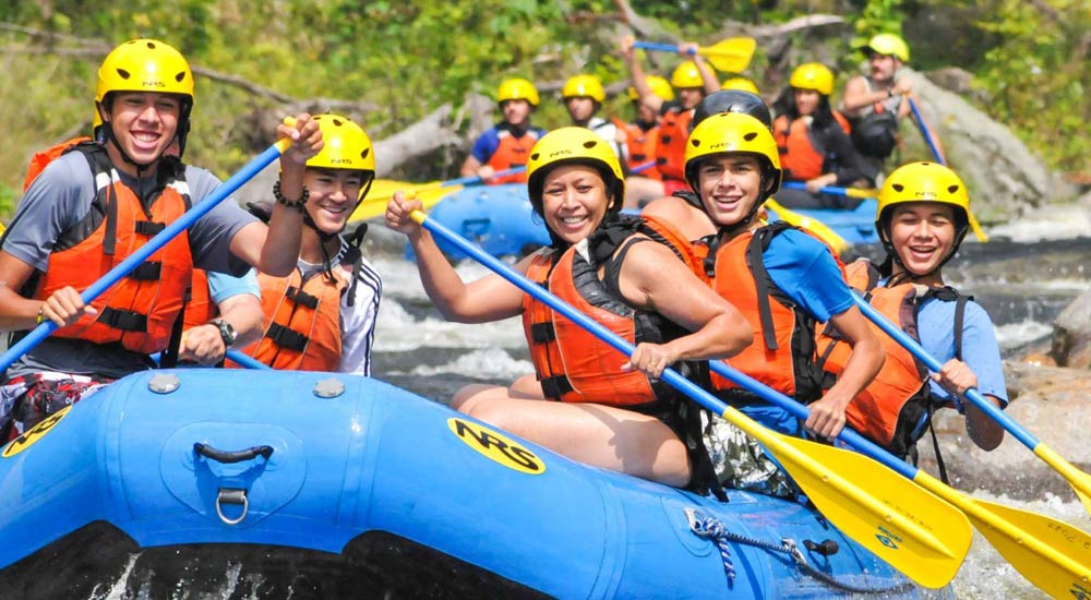 Things To Do https://axisbe3.icnd-cdn.com/images/thingstodo/raft4.jpg
