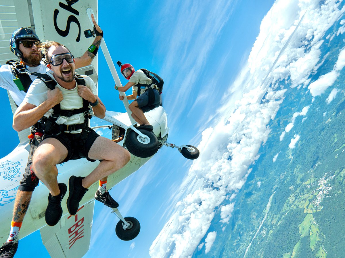 Things To Do https://axisbe3.icnd-cdn.com/images/thingstodo/skydive.jpg